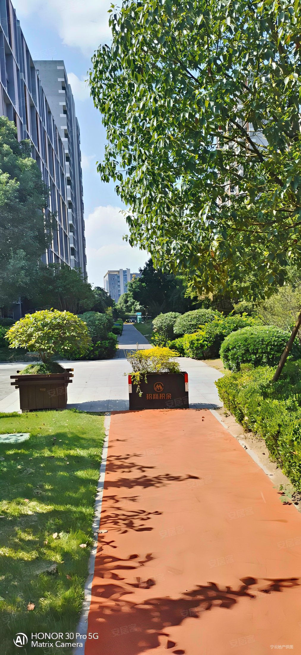 买房找大方生活更安康枫林湾花园16楼只此一套房主朋友