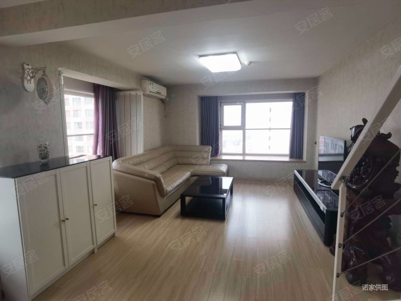 万科金奥广场商住楼