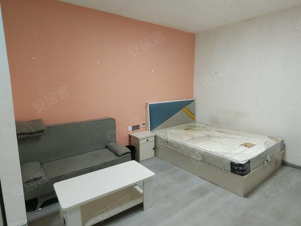 长春南关重庆路北一胡同11号小区重庆路活力城亚泰富苑市中心医院押一