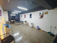 苏州吴江吴江老城万亚广场可办理营业执照 银杏广场 三角井 永康路 红旗影院出租房源真实图片