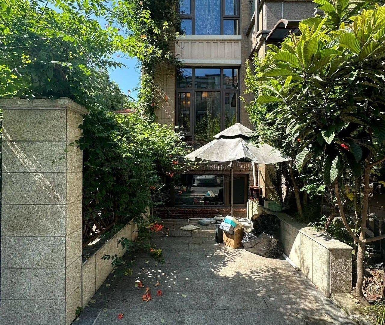 李公堤100米拎包入住花园别墅中海御湖熙岸东区别墅