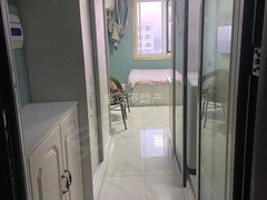 鞍山海城永安路海昕明珠公寓 1室1厅1卫 电梯13楼 怎么租都可包物业取暖出租房源真实图片