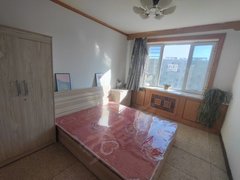 赤峰松山木兰街月付房主租 松山步行街 永业 天王附近 木兰街粮贸楼步梯五楼出租房源真实图片