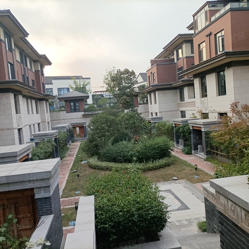 天地北湖湾别墅