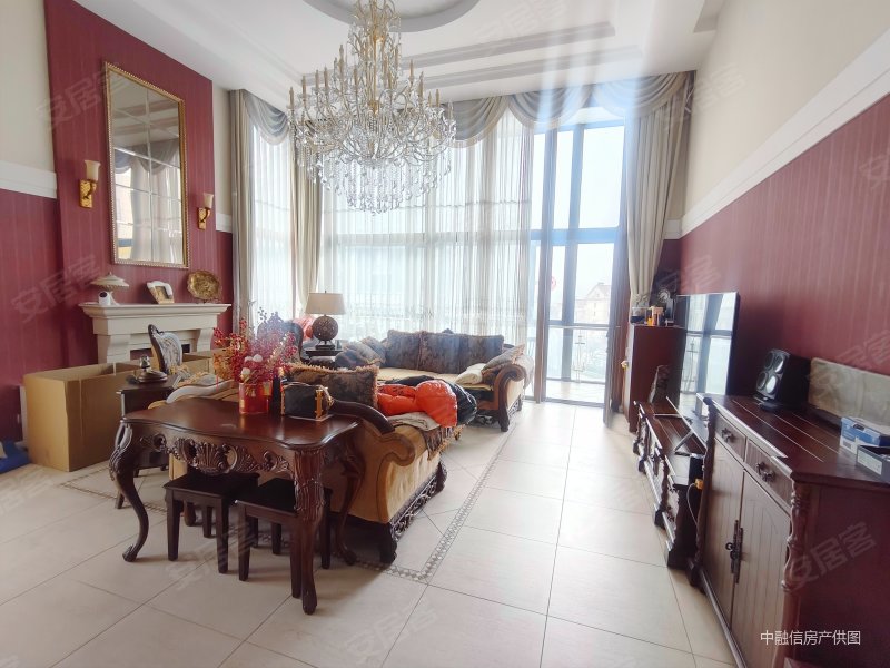 鲁信未央 9贰0急 双车位 豪装短住 东边户明卫,鲁信未央花园二手房