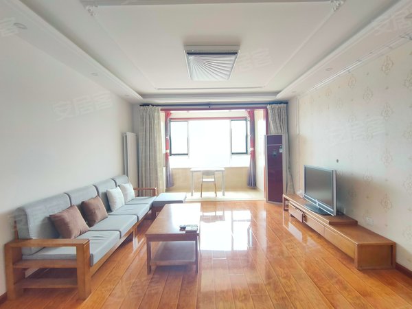 济南历下历下周边西江华府西江华府 3室2厅2卫  电梯房 精装修138平米