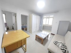 乌鲁木齐开发区迎宾路迎宾路新港世纪花园三楼两居室 家电齐全拎包入住 随时看房出租房源真实图片