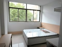 新乡卫滨新乡站胖东来，西大街，步行街，中心医院，火车站公寓押一付一出租房源真实图片