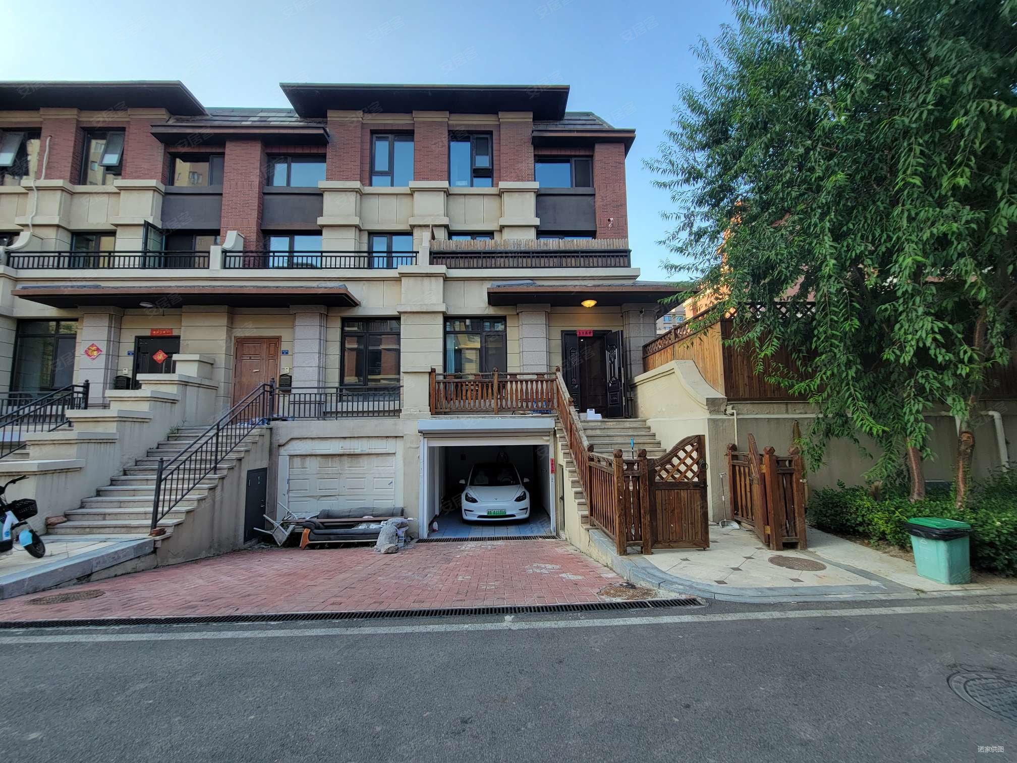 天津房产网>天津二手房>西青二手房>精武二手房>中骏柏景湾(别墅)>