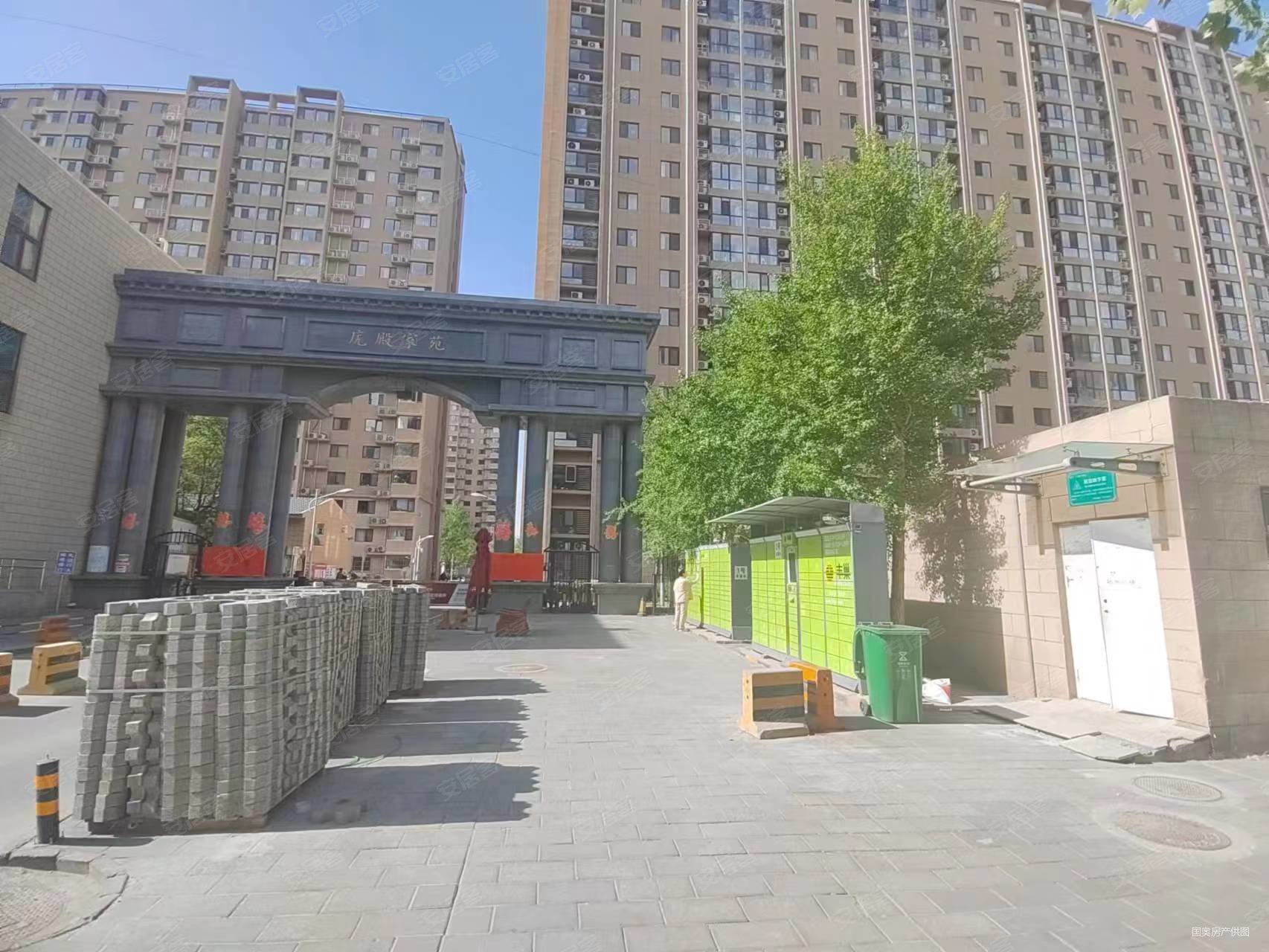 庑殿家苑c区楼层好电梯房实图装修好全明边户