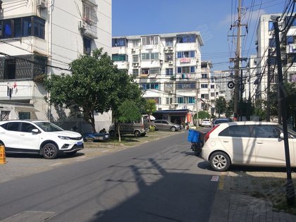 湄长新村迎春路