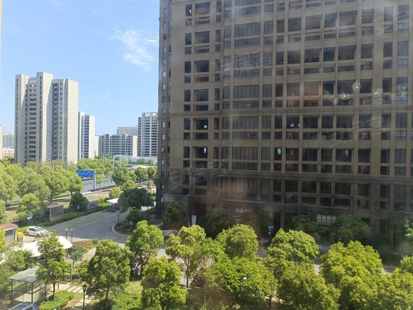 苏州吴江太湖新城绿地香奈可月付 可短租 吴江区 松陵大道地铁口 吾悦