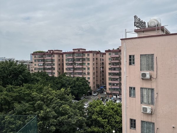 广州天河东圃天河荔园新村近东圃地铁站精装电梯光线大单间出租房源