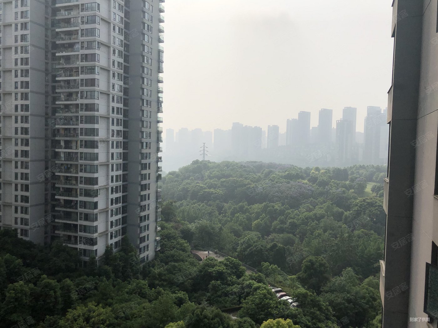 彩云湖旁 120万,协信天骄城二手房,120万,2室2厅,2卫,104平米-重庆