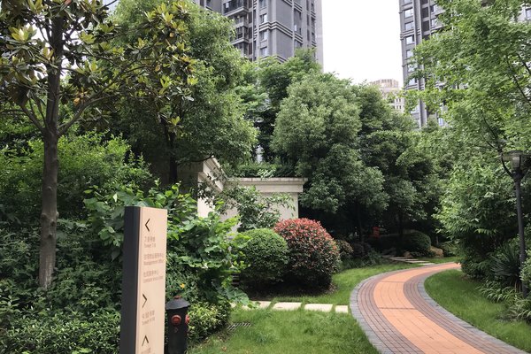 世纪江尚怎么样,好不好_中介房产经纪人:袁章对世纪江尚的评价-武汉