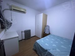 北京东城崇文门新景家园 正规次卧 朝东 真实照片 很便宜的次卧 随时看房出租房源真实图片