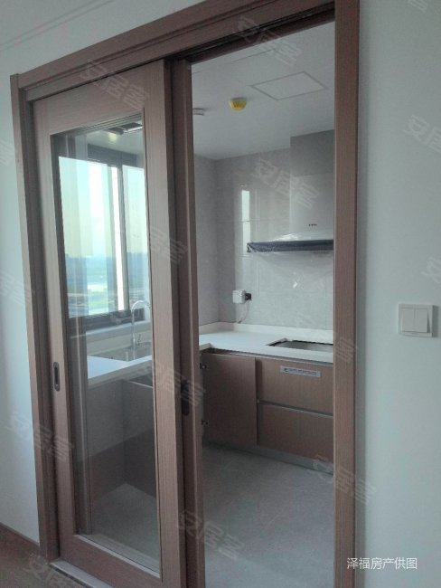 徐州东区,和平公馆准现房,双阳台精装修,总价低