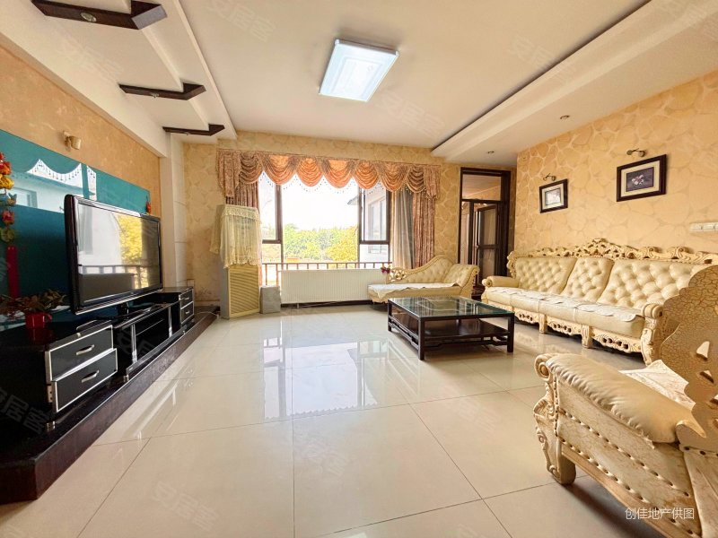 一号线华府出口,三楼,套三,好位置,左岸花都二手房,245万,3室2厅,2卫