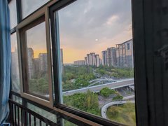 成都高新区金融城复式房!凯德MALL高新益州大道石羊立交火车南站职业技术学院出租房源真实图片