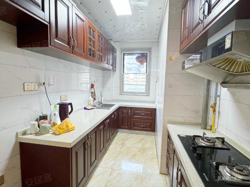 润景园著品质小区大红本精装现房出行方便业主急售