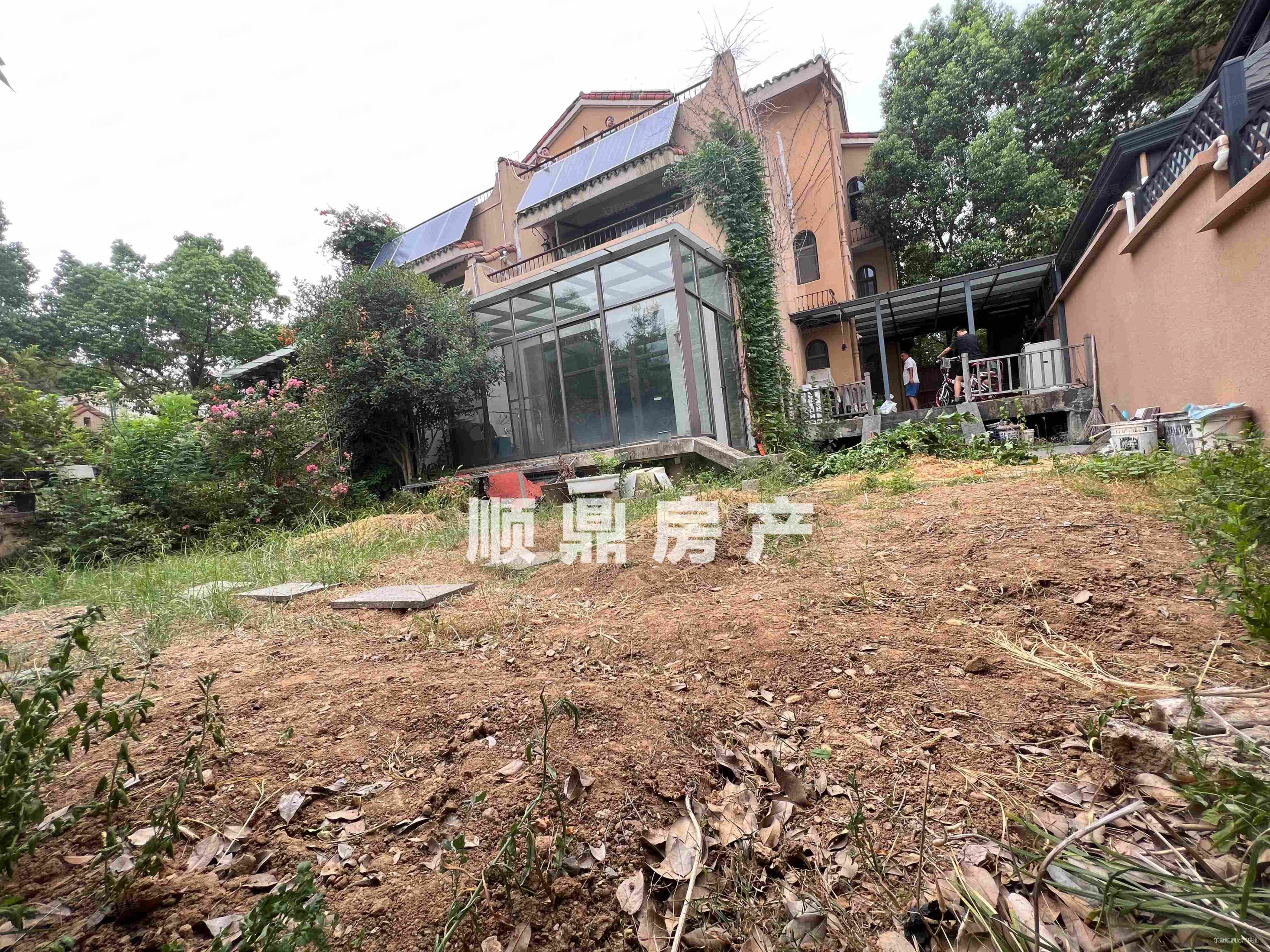 香山美墅(别墅)二手房,1000万,4室2厅,2卫,352