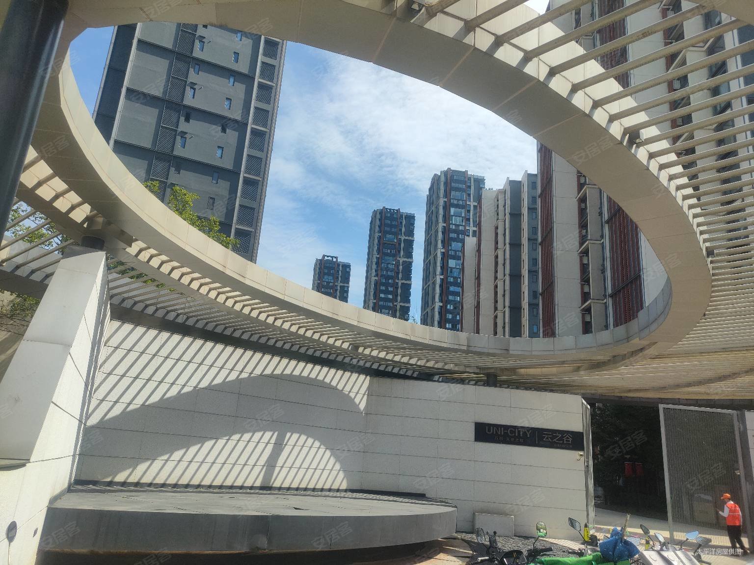 上海房产网>上海二手房>青浦二手房>徐泾二手房>unicity万科天空之城