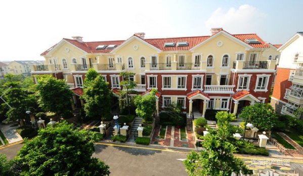 从化 东方夏湾拿别墅 流溪江三面环绕 吉祥聚宝 全新加推独栋