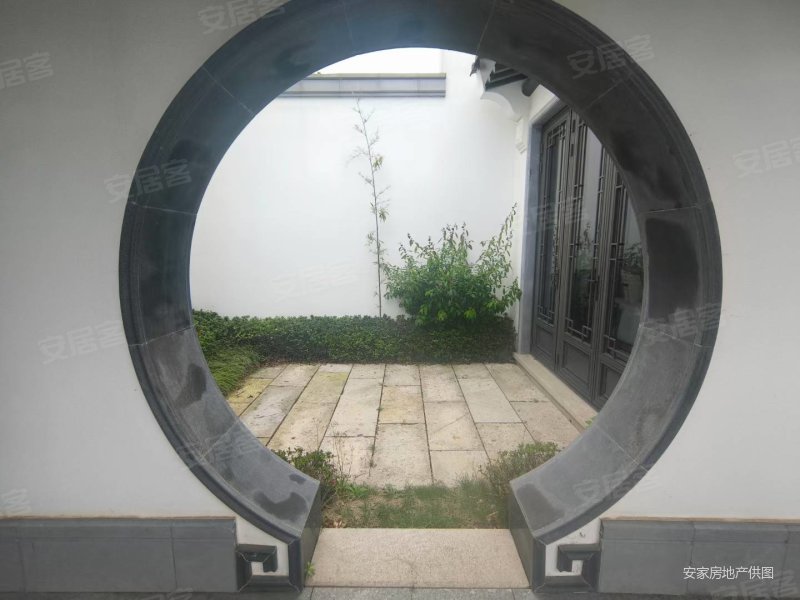 威海70年产权 合院90平带90花园,多套户型190万带车位