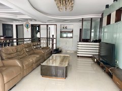 泉州晋江SM广场SM华泰三阳台 带露台采光阳光充足  家电家具齐全 随时可看出租房源真实图片