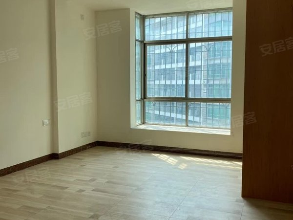 清远英德英德城区锦龙花园锦龙花园 3室2厅2卫出租房源真实图片