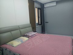 榆林榆阳阳光广场低价租中央公园三期101平米两室精装拎包入住3.8万手慢无出租房源真实图片