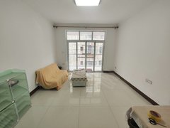 河池宜州宜州城区地区医院附近两房，步梯三楼，民水民电，房子干净明亮！出租房源真实图片