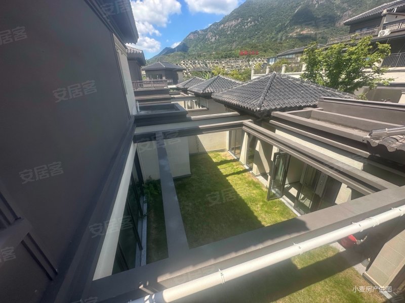 建发山外山别墅