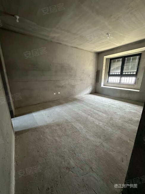 金鹏东方印南区洋房直降10万现价75万134平4室双卫