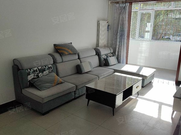 天津西青大寺龙居花园九区龙居花园一楼洋房!