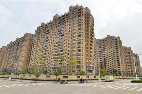 义乌二手房 万商华府 > 刘俊微解读万商华府附近学校坐标地产稠城四大