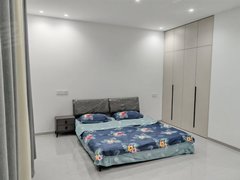 凤城步行街凤城其他凤凰首府51平精装修一室一厅，年租12万包，家电齐全拎包住出租房源真实图片