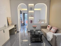 怀化鹤城城南万达 岳麓青城 精装公寓 家电齐全 可月付 无中介 购物便利出租房源真实图片