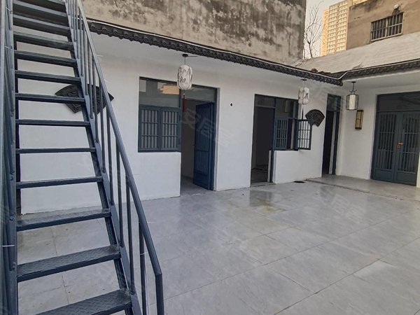 临沂兰山通达路三里庄花园小区实图 四合院 工作室电商直播带院子三里