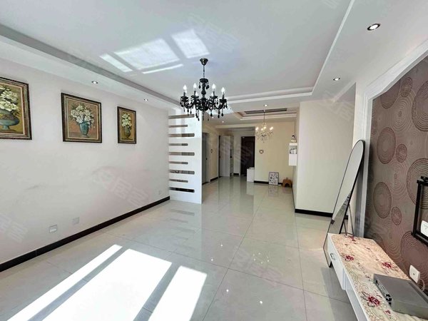 体育场租房,荣城小区 3室2厅2卫 电梯房 精装修127平米,碑林租房-西安