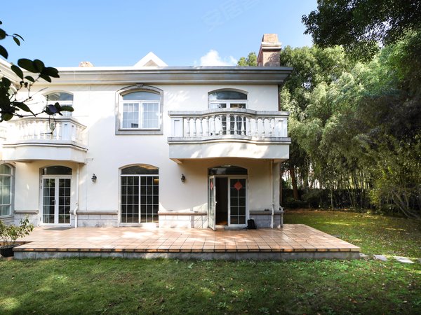 上海浦东世纪公园金色维也纳金樽花园(别墅)金色维也纳金樽花园(别墅)