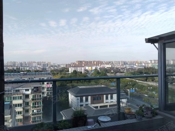 扬州邗江瘦西湖阳光水岸(邗江)急租 阳光水岸 3室2厅1卫  精装修设全