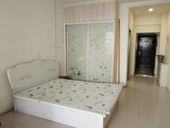 喀什喀什市喀什城区中亚商贸城 三楼 单身公寓 家电齐全 拎包入住出租房源真实图片