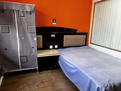 海西格尔木城区一室一卫 华兴斜对面出租房源真实图片