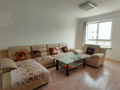 乳山银滩长江路步梯两居室，三个空调，南北通透，采光充足出租房源真实图片