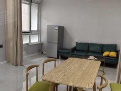 镇江润州润州广场新城尚府 2室2厅1卫 精装修 南北通透 电梯房 设施齐全出租房源真实图片