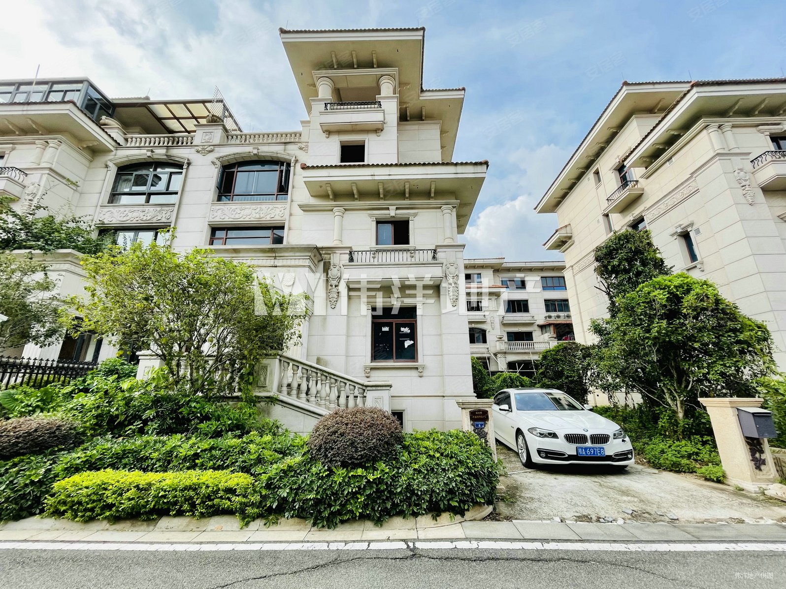 顺德碧桂园钻石郡8室3厅7卫462㎡南1000万