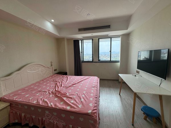 【多图】壹克拉公馆,新街租房,押一付一!