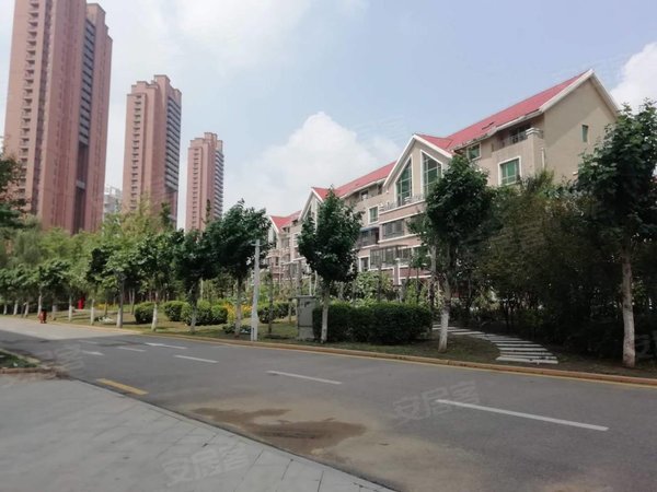 沈阳苏家屯大学城长堤湾1000带俩空调 精装两室 家电家具齐全 实拍