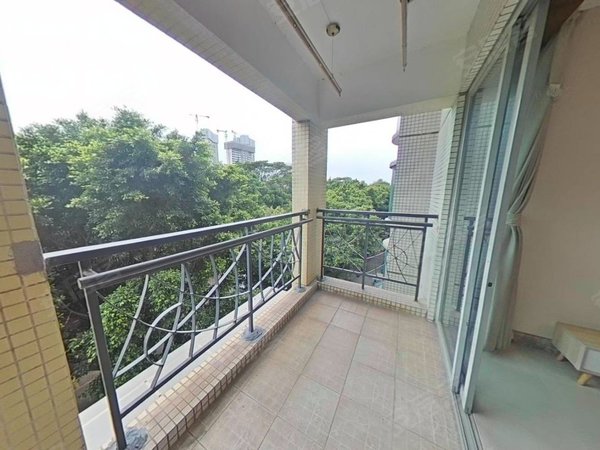 广州海珠琶洲畔江花园畔江花园,少有电梯精装四房,家私家电齐全,拎包